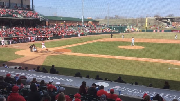 Husker_bullpen_shows_signs